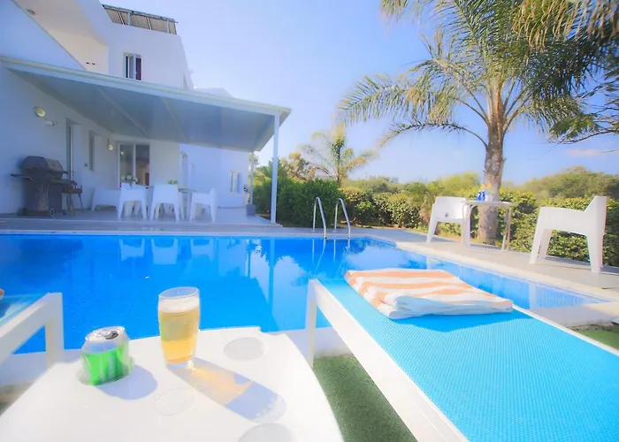 Akefalou Bay * Protaras