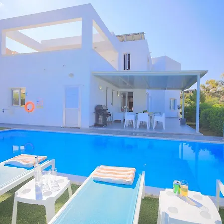 Akefalou Bay Villa Protarász