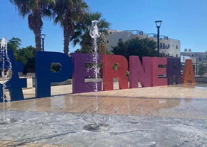 Akefalou Bay Villa *